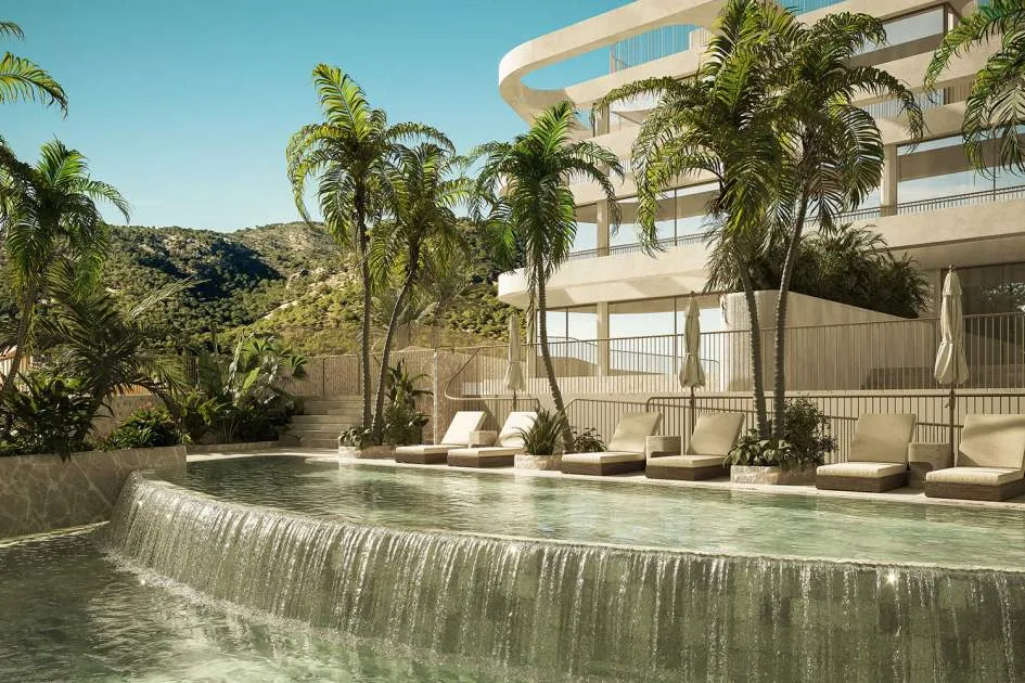 New luxury penthouse in demanded residential area close to Plama